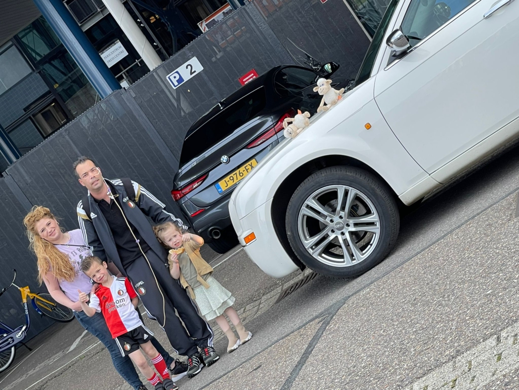 Familie Schoenmakers naar Feyenoord op hun Droomdag.
