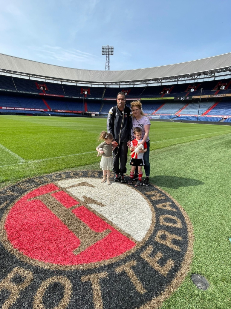 Familie Schoenmakers bij Feyenoord op hun Droomdag